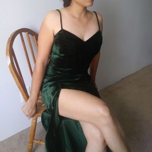 Roberta Bridal Dark Green Velvet Maxi Dress